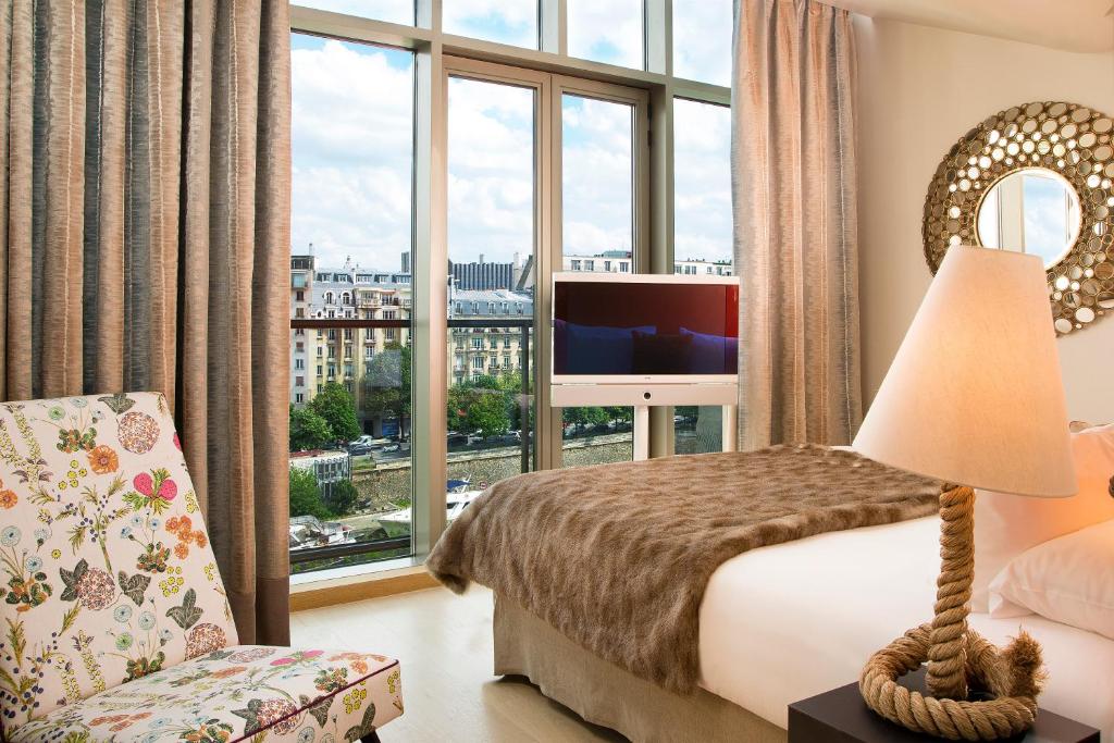 Quarto com vista desafogada no Goralska Résidences Hôtel Paris Bastille, um dos hotéis onde ficar em Paris