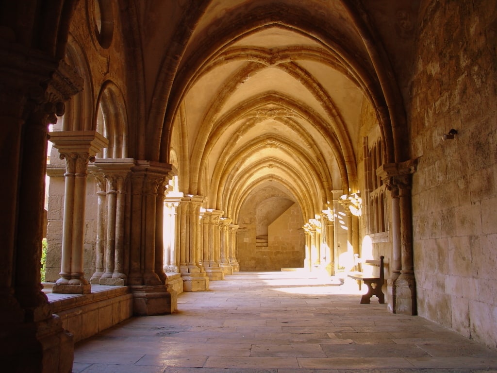 Arcos da Sé Velha em Coimbra