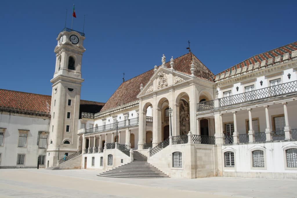 Universidade de Coimbra.