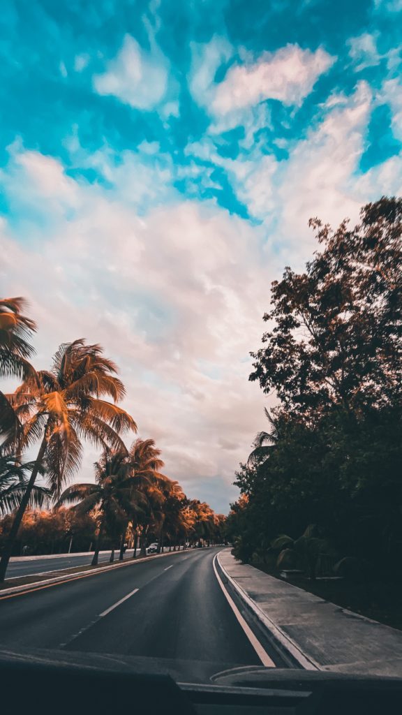 Estrada em Cancún