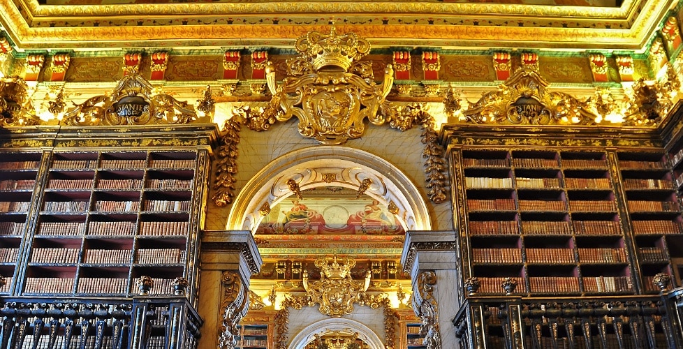 Pormenor da Biblioteca Joanina em Coimbra